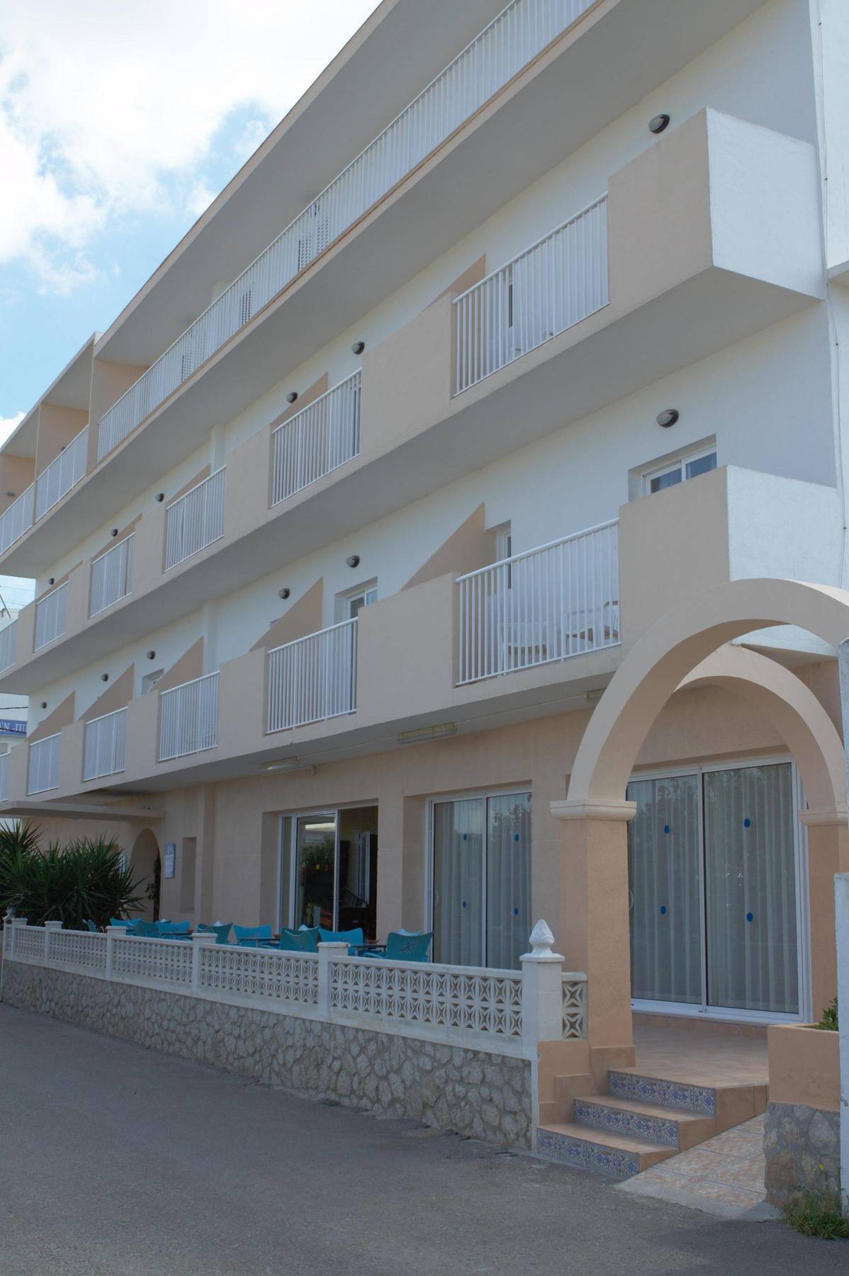 Hostal Anibal - Ab Group Sant Antoni de Portmany Exterior foto